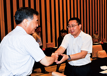 原中央政治局常委、第十三届全国政协主席， 时任国务院副总理汪洋接见胜天国际科技总裁薛驰