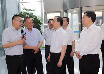 国务委员、国务院秘书长， 时任江苏省委书记吴政隆调研胜天国际科技